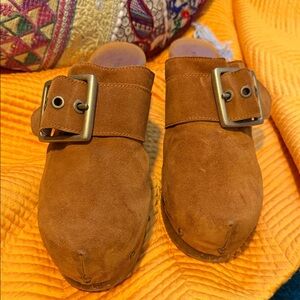 Freda Salvador Brown Suede Clogs with Buckle Size 10.5
